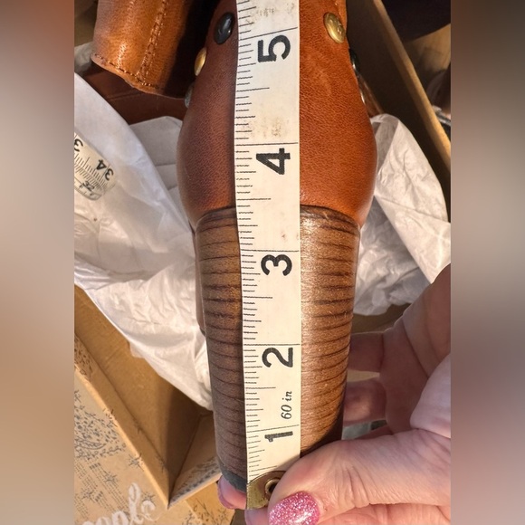 FREE PEOPLE DAKOTA HEEL STUDDED LEATHER WESTERN BOOTS - ROUND TOE - Picture 12 of 12